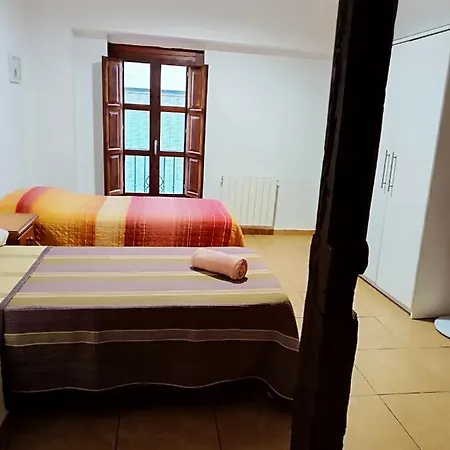 Apartamento Corrala De San Anton. Sencillo En Pleno Centro